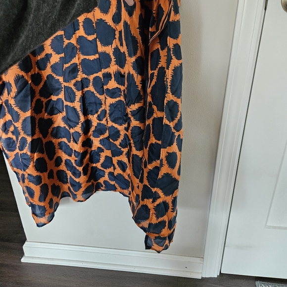 Sante Grace Tangerine Orange and Navy Printed Silk Habotai Caftan One Size - Picture 7 of 9